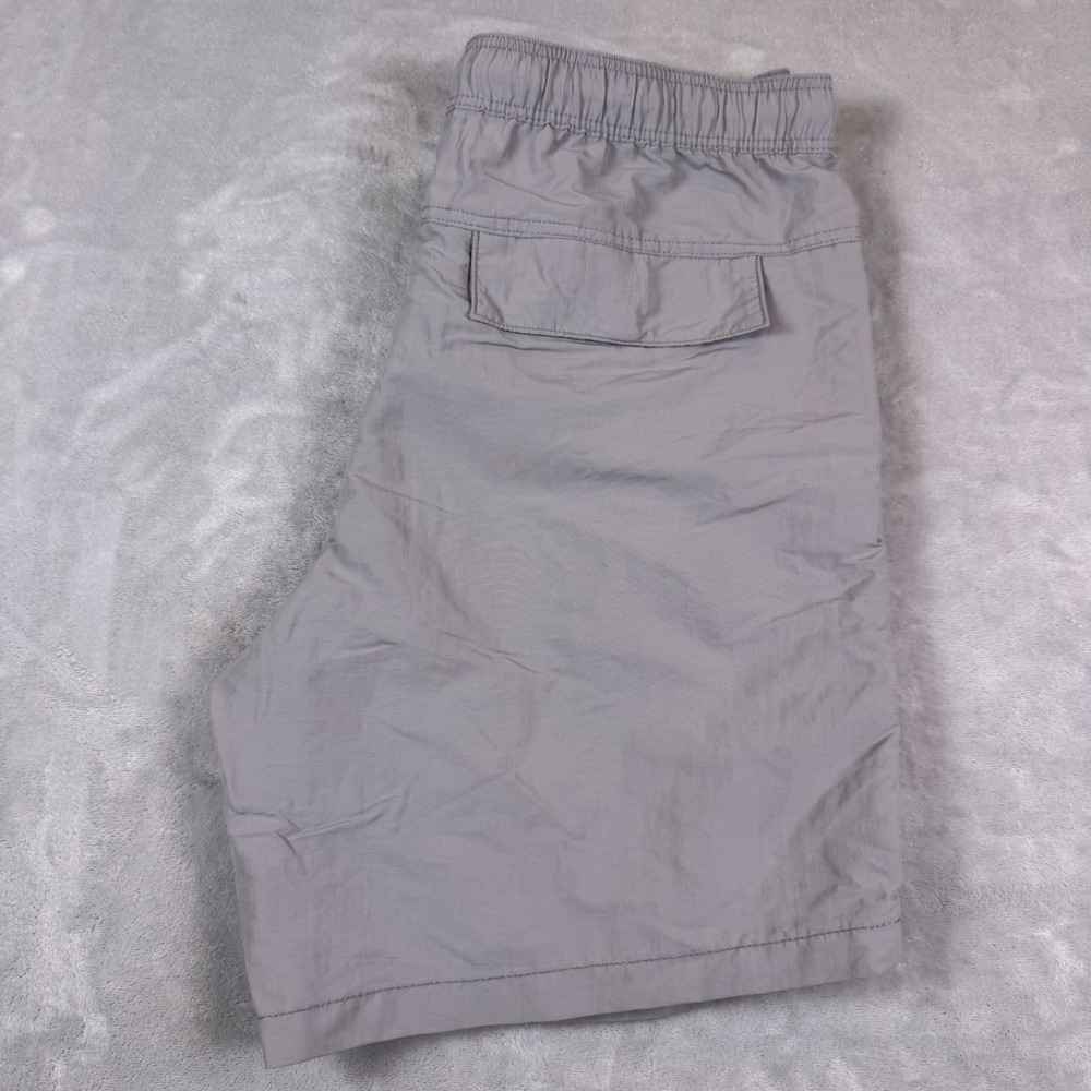H&M Mens‎ Regular Fit Nylon Pull On Shorts Grey Elastic Waist 0951707 3 Medium